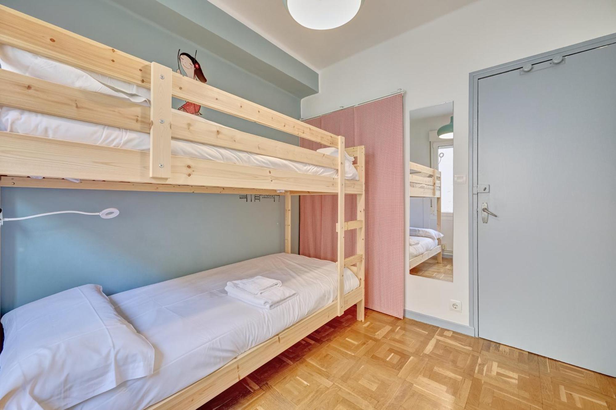 Dormitaleria Apartment Pamplona Luaran gambar