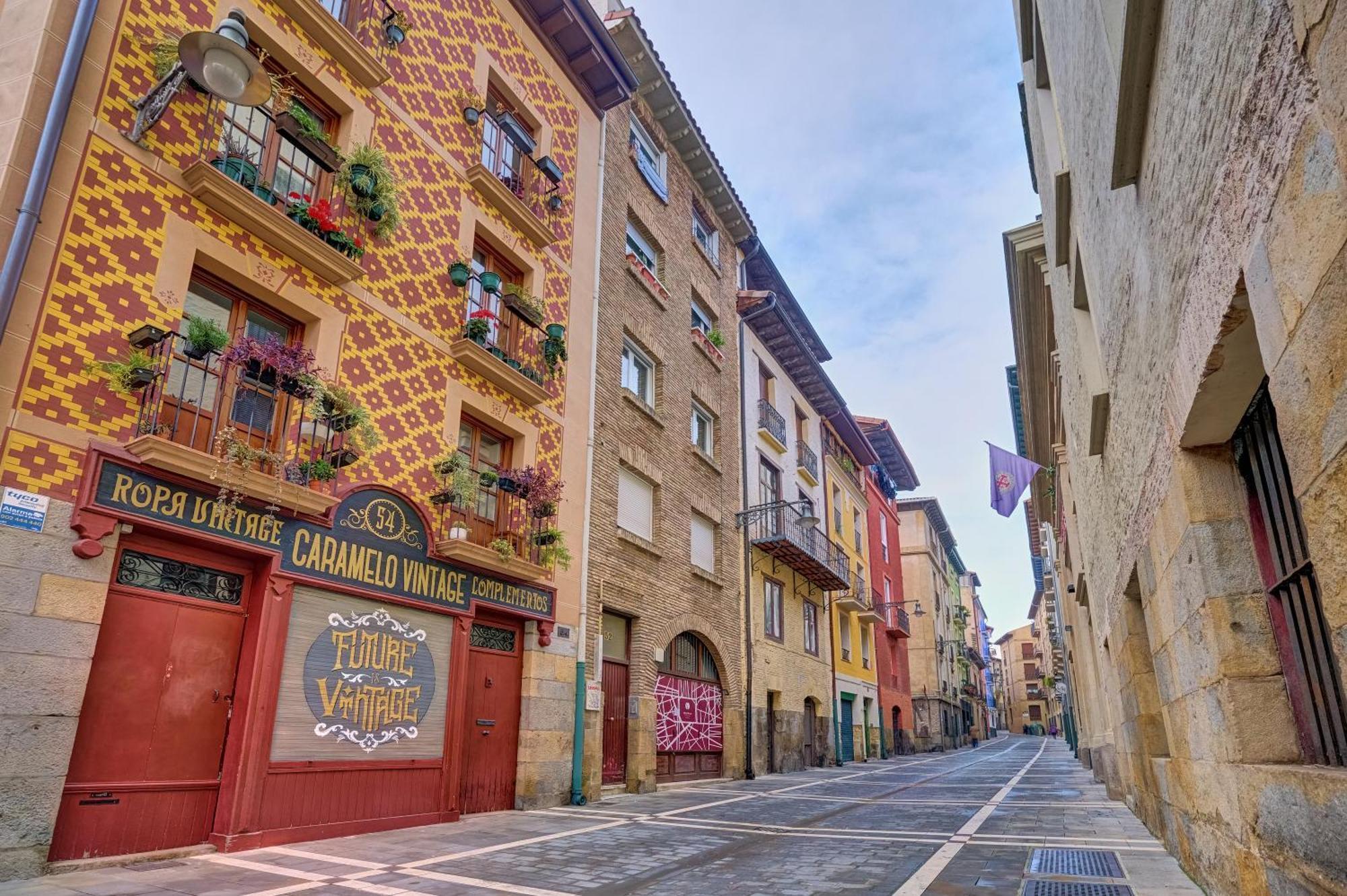 Dormitaleria Apartment Pamplona Luaran gambar
